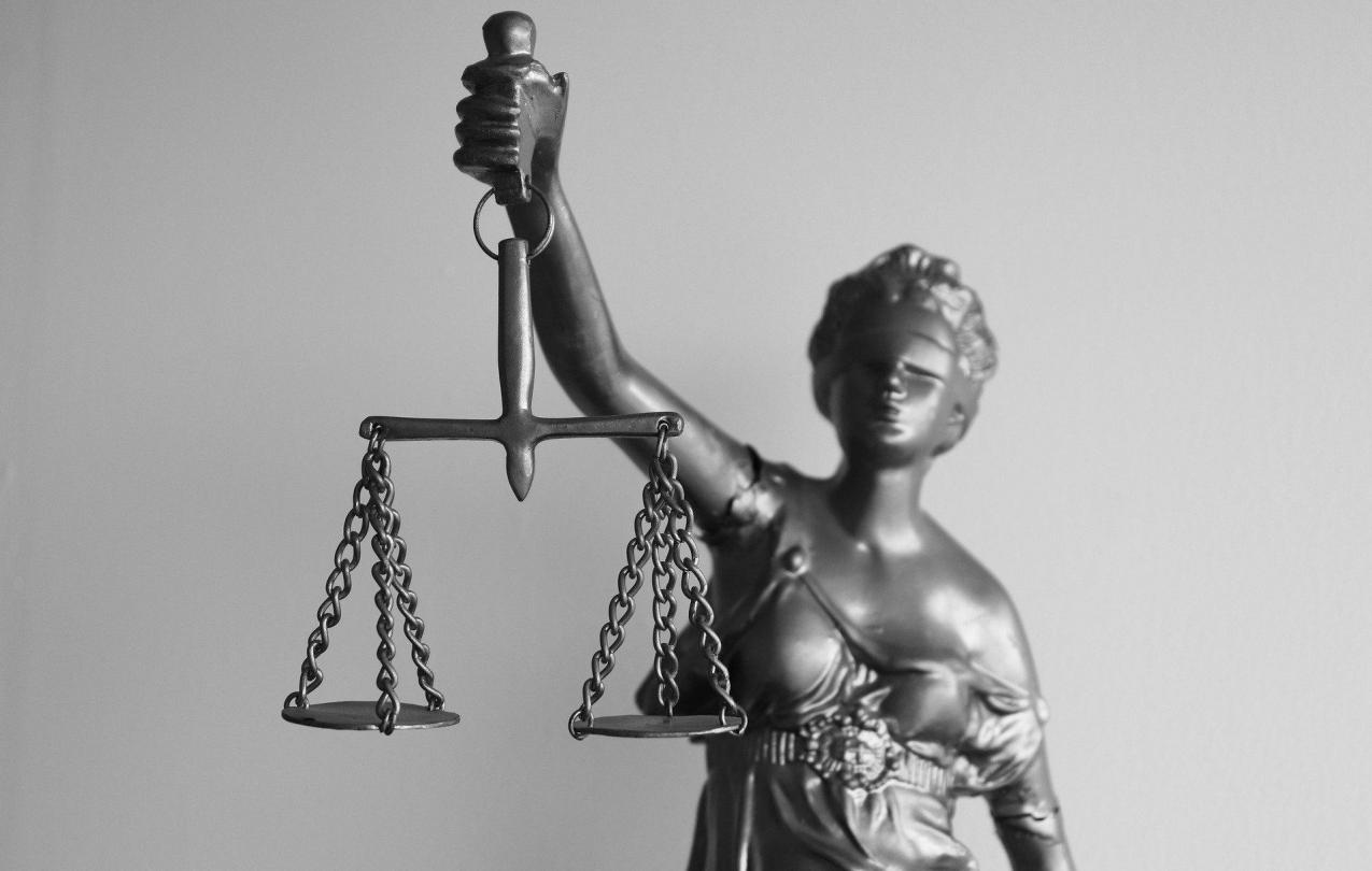 Statue of woman with the scales of justice